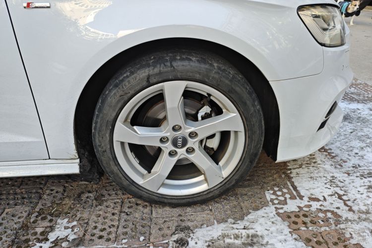 奥迪A3 2020款 Sportback 35 TFSI 时尚型 国VI车身外观10