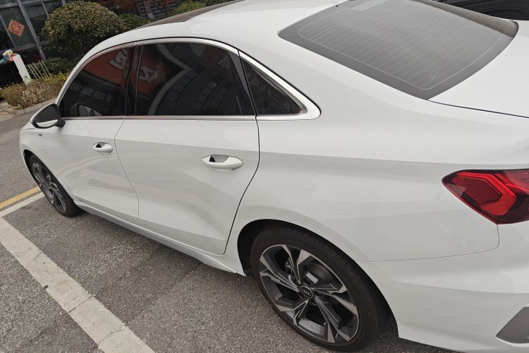 奥迪A3 2024款 A3L Limousine 35 TFSI 时尚运动型车身外观6003