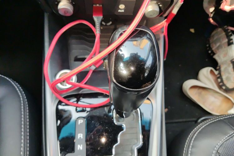 双龙 途凌 2016款 1.6L 汽油 两驱自动豪华版中控内饰18