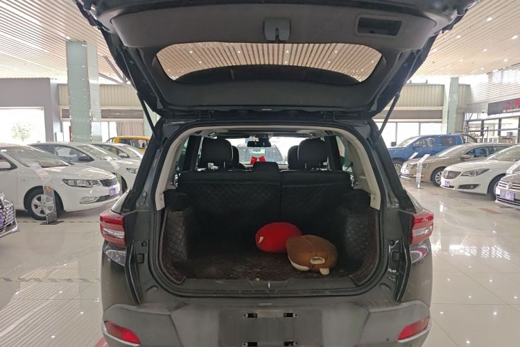 北汽昌河Q7 2018款 1.5T CVT精英型机舱底盘23