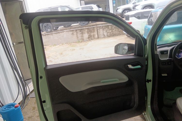 五菱汽车 宏光MINIEV 2021款 马卡龙臻享款 三元锂中控内饰7007