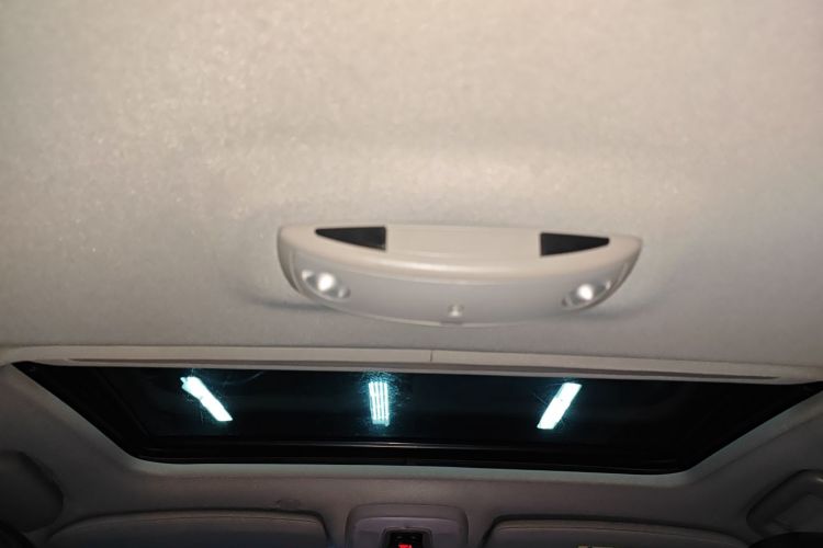 沃尔沃S60 2019款 S60L 改款 T5 智进进阶版中控内饰22