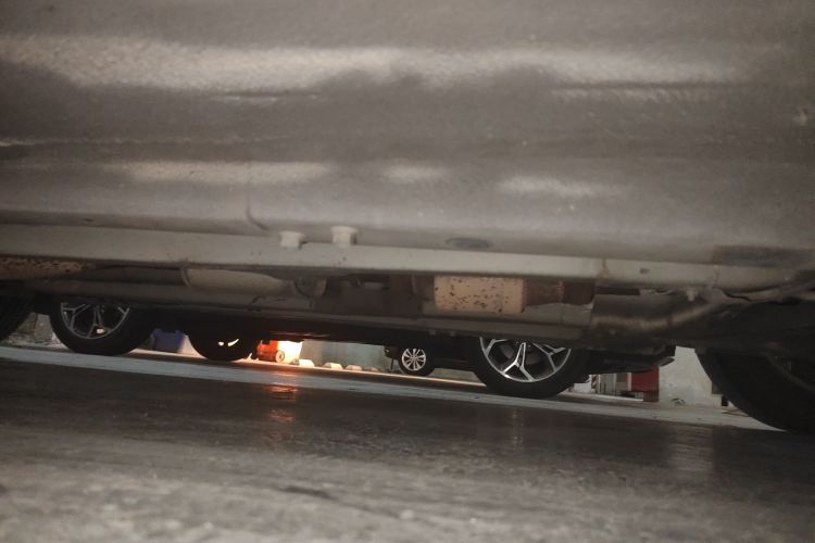 起亚K2 2015款 两厢 1.4L AT GLS炫酷版局部细节9001