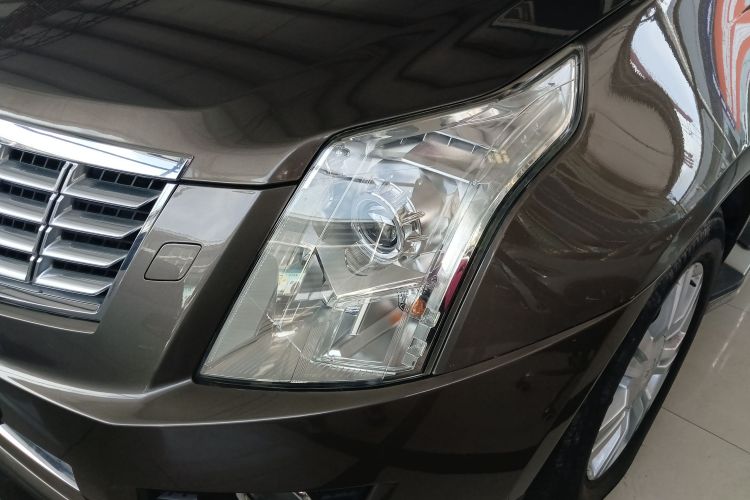 凯迪拉克SRX 2015款 3.0L 舒适型车身外观36