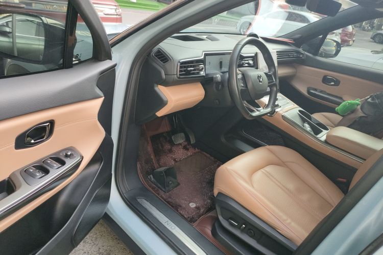 蔚来ES6 2020款 600KM 运动版中控内饰20