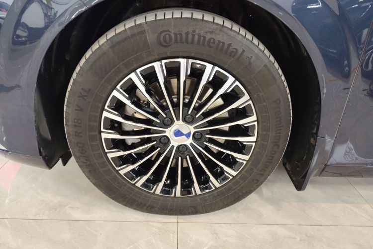 腾势D9 2024款 DM-i 980 四驱旗舰型车身外观6002