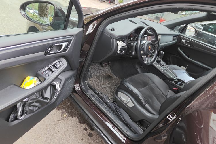 保时捷 2018款 Macan 2.0T中控内饰7003