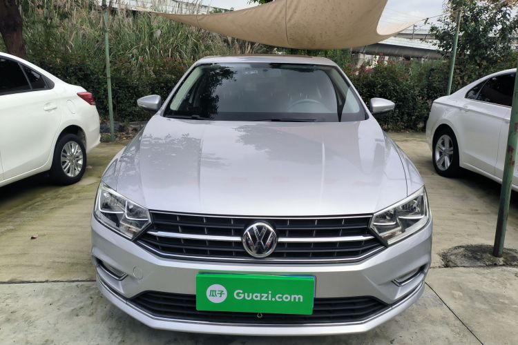 大众 宝来 2016款 1.6L 自动舒适型车身外观2