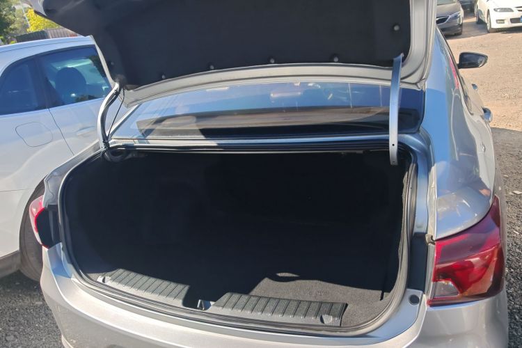 广汽传祺 传祺GA4 2018款 150N 手动豪华版机舱底盘23