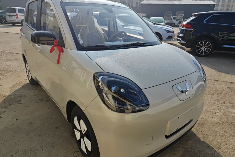 五菱汽车 宏光MINIEV 2025款 四门版 进阶款车身外观3