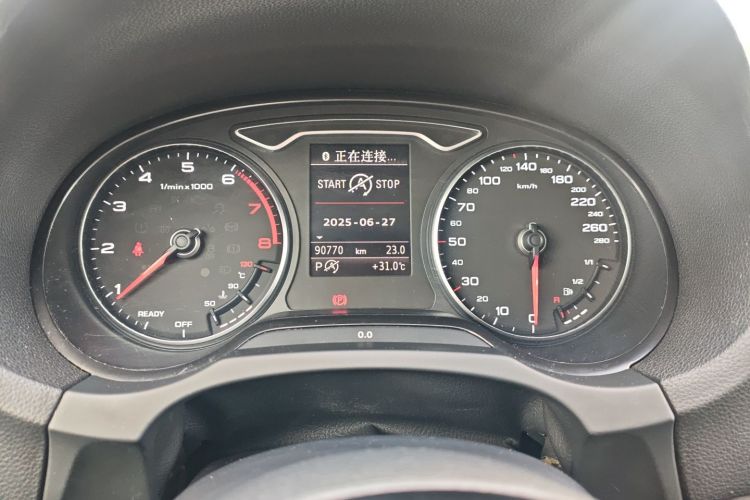 奥迪A3 2015款 Limousine 40 TFSI 自动舒适型局部细节14