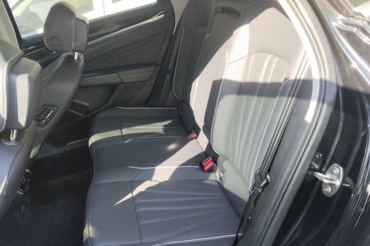 大众 帕萨特 2024款 380TSI 龙耀版中控内饰21