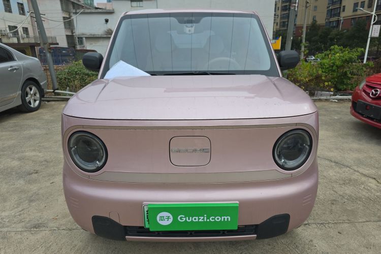 吉利银河 2023款 熊猫mini 200km 耐力熊车身外观2