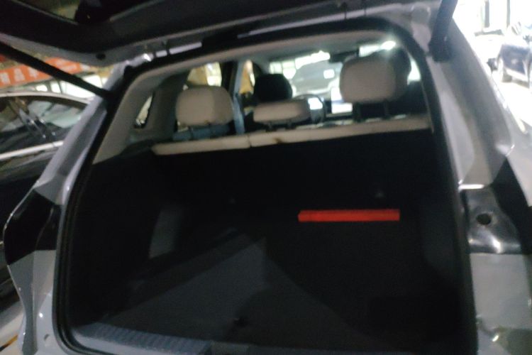 吉利银河 银河E5 2024款 530km 星舰版机舱底盘23