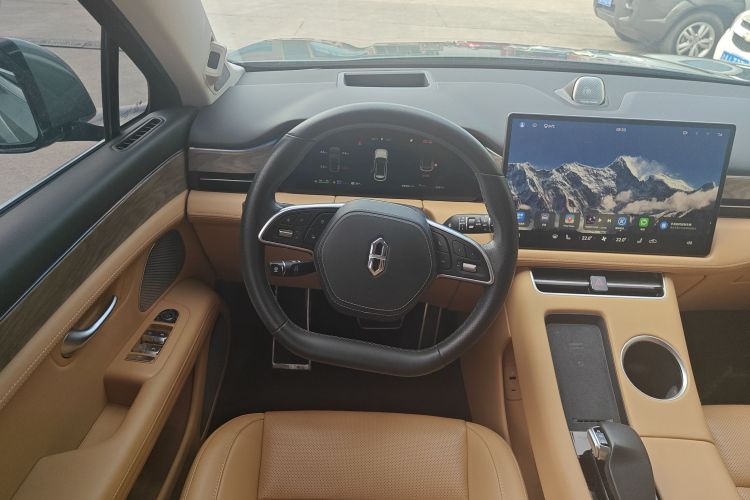 鸿蒙智行 问界M5 2022款 增程四驱性能版中控内饰13