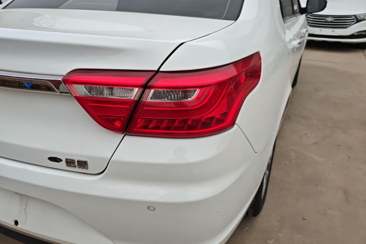 吉利汽车 远景 2018款 1.5L 手动幸福版车身外观6006