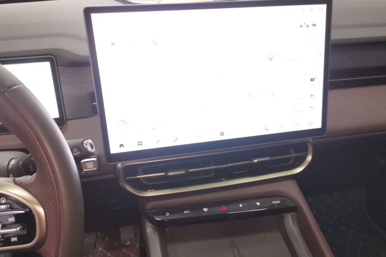 捷途X90 PRO 2024款 2.0T DCT旗舰版 5座中控内饰16