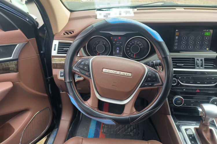 猎豹汽车 猎豹CS10 2017款 2.0T 自动都市型中控内饰13