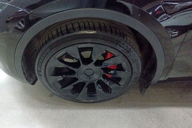 特斯拉 Model Y 2022款 后轮驱动版车身外观6007