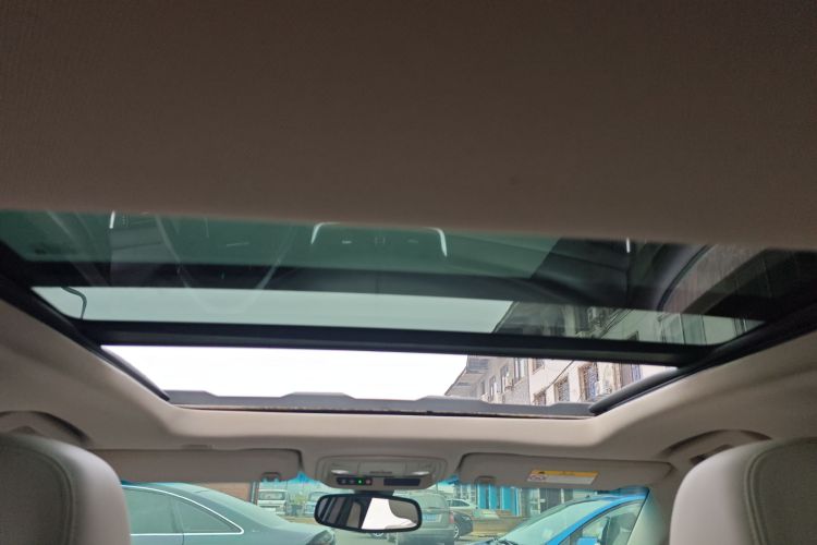 凯迪拉克XTS 2017款 28T 技术型中控内饰22