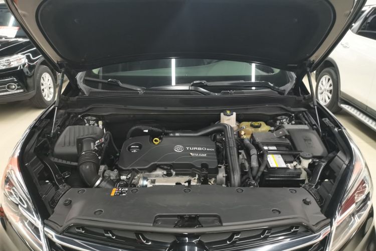 别克 昂科威 2021款 532T 两驱领先型机舱底盘24