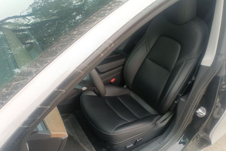 特斯拉 Model 3 2022款 后轮驱动版局部细节19