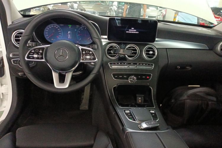 奔驰C级(进口) 2020款 C 260 旅行轿车中控内饰12