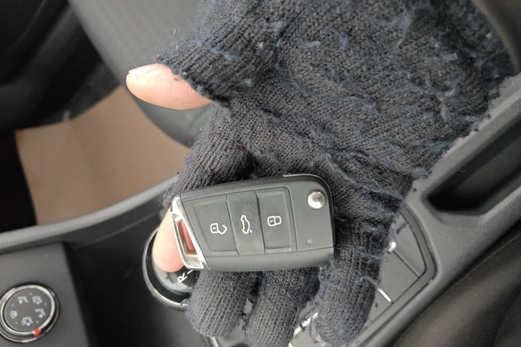 大众 宝来 2021款 1.5L 手动时尚智联版中控内饰11