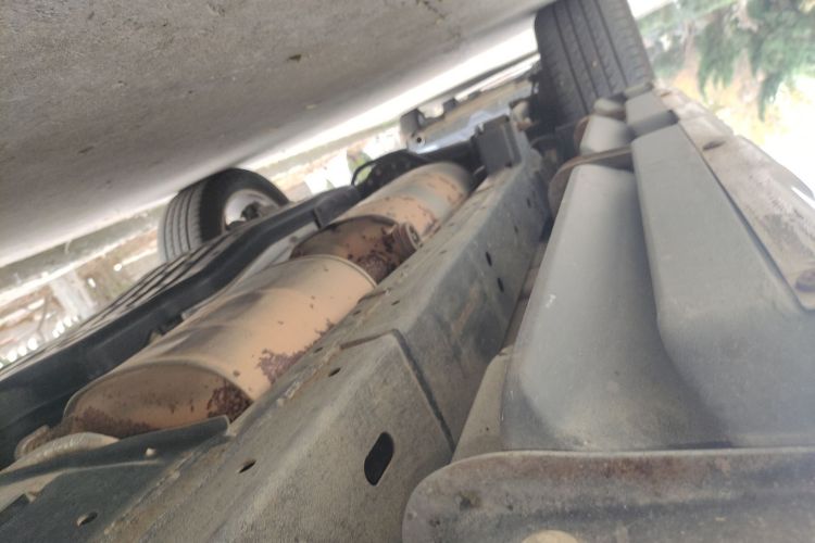 福特 撼路者 2017款 2.0T 汽油自动四驱旗舰版 7座局部细节9001