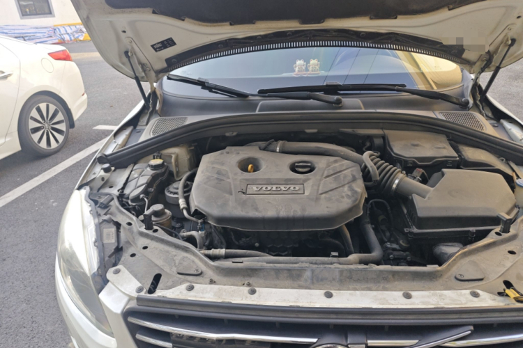 沃尔沃XC60(进口) 2014款 T5 智雅版机舱底盘25