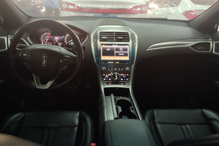 林肯MKZ  2.0T 尊悦版 国VI中控内饰12