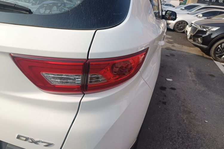 东南DX7 2017款 1.5T 手动凯旋版车身外观9