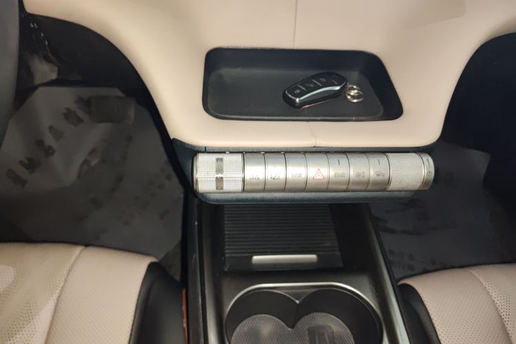 比亚迪 海豚 2023款 420km 时尚版中控内饰18