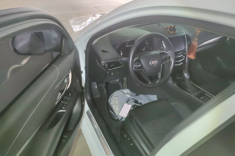 凯迪拉克ATS-L 2014款 28T 精英型中控内饰7003