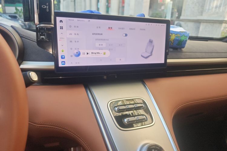 欧拉闪电猫 2022款 555km 尊贵版中控内饰16