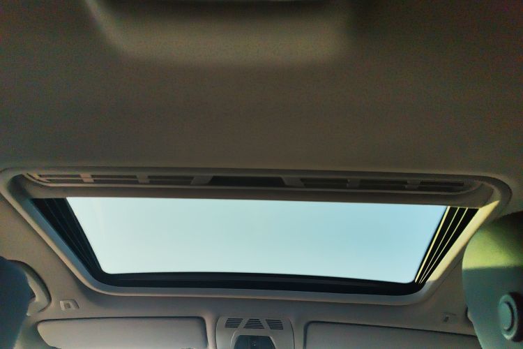 宝马3系 2016款 320Li 进取型中控内饰22