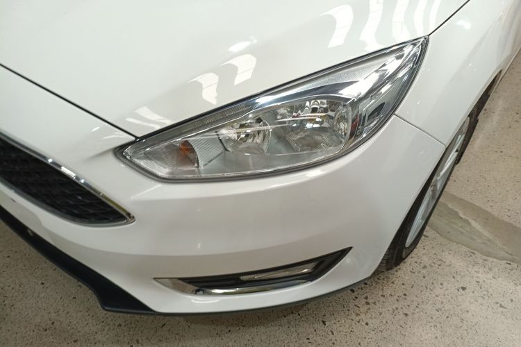 福特 福克斯 2018款 两厢经典 EcoBoost 180 自动精英型局部细节36