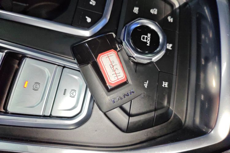 坦克400新能源 2024款 Hi4-T 越野版中控内饰7001