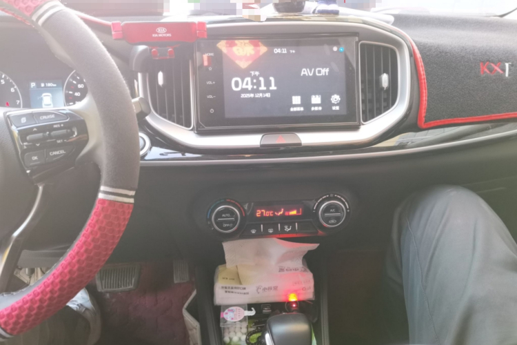 起亚 奕跑 2021款 1.4L CVT趣享天窗款中控内饰16