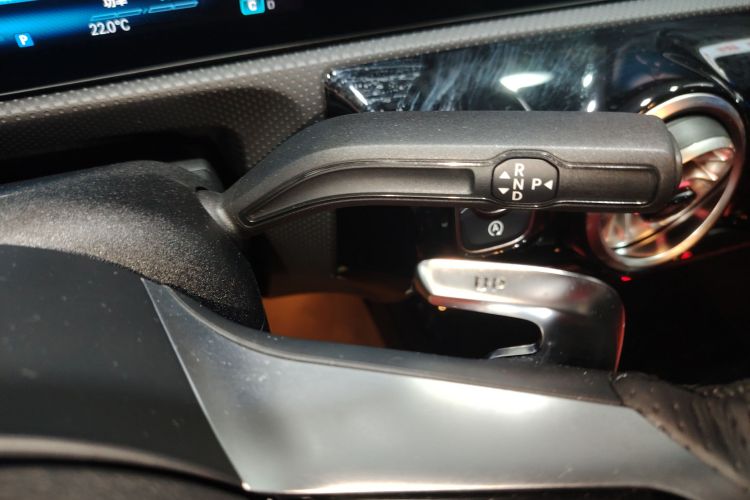 奔驰A级AMG 2024款 改款 AMG A 35 L 4MATIC局部细节18