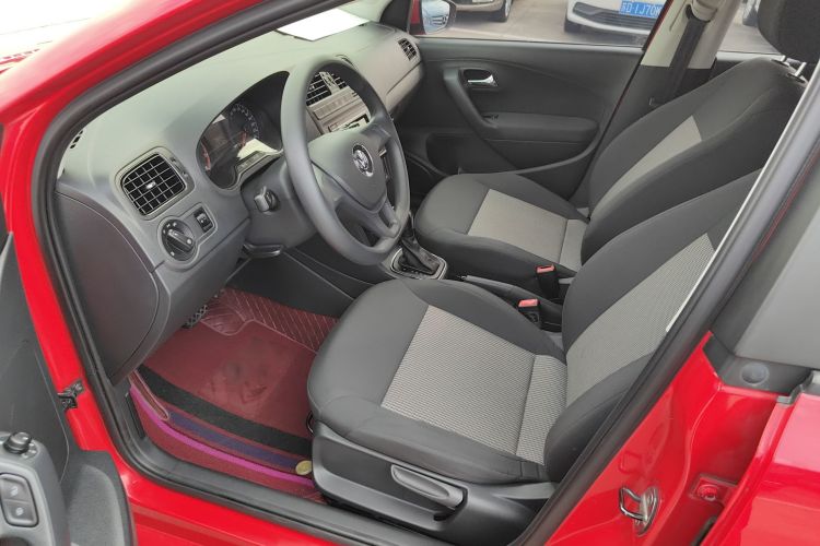 大众 Polo 2016款 1.4L 自动风尚型局部细节19