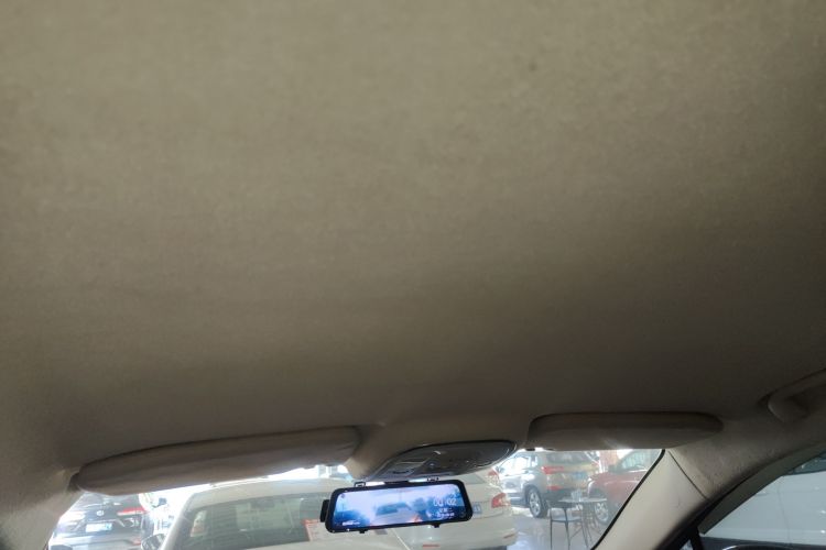 比亚迪 元 2017款 1.5L 自动酷炫互联型中控内饰22