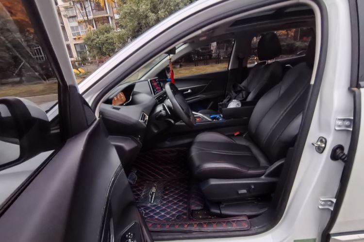 标致4008 2019款 360THP 尝先版局部细节19