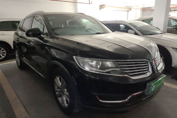 林肯MKX 2015款 2.0T 两驱尊享版车身外观3