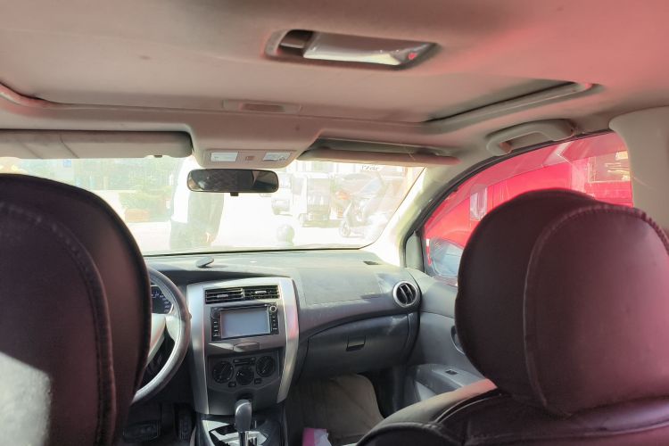 日产 骊威 2013款 劲锐 1.6XV CVT豪华版局部细节22