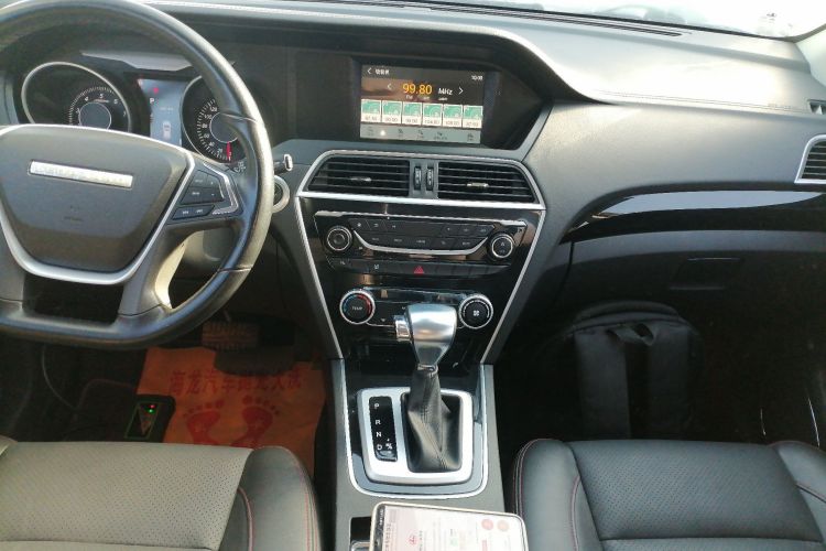 猎豹汽车 猎豹CS10 2017款 2.0T 自动豪华型中控内饰16