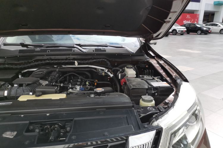 日产 途达 2018款 2.5L 自动两驱智享版机舱底盘26