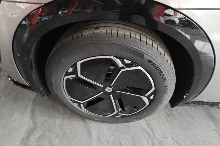 小米汽车 小米YU7 2025款 超长续航后驱版车身外观6007