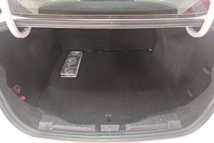 福特 福睿斯 2015款 1.5L 自动舒适型机舱底盘23