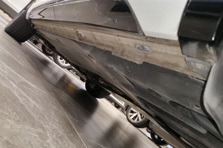 大众 探岳 2023款 改款 380TSI 四驱R-Line高能版局部细节9002